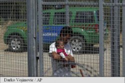 Ungaria: O nouă lege îi permite poliției să-i trimită pe migranții ilegali dincolo de gardul de la frontieră