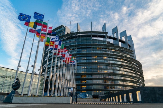 Începând cu 3 noiembrie, toate persoanele care intră în clădirile Parlamentului European vor trebui să prezinte certificatul digital COVID