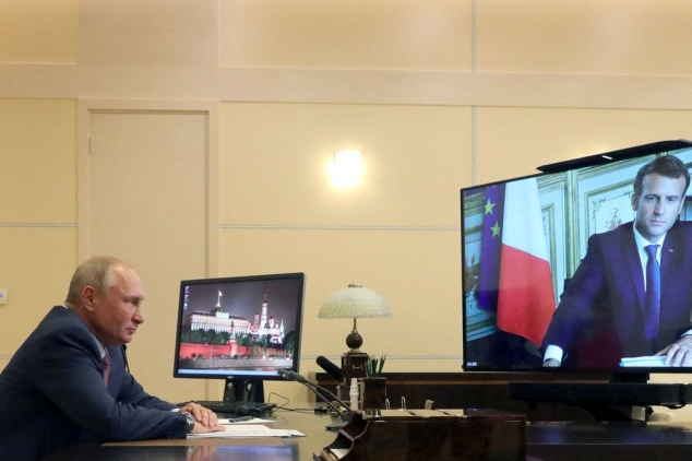 Astăzi, Macron îl sună pe Putin: „Să spună dacă dorește consultări sau confruntare”